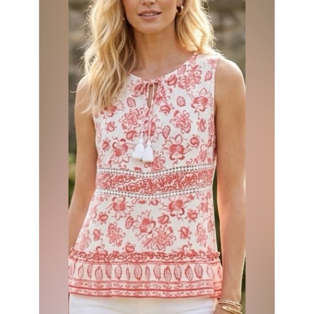 KEREN hart White Sleeveless Blouse with Coral Floral Print and Tassels